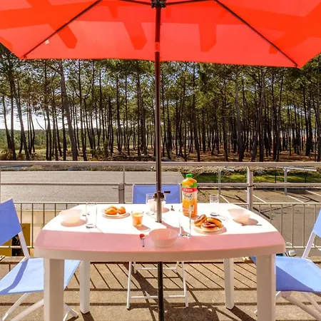 En Duplex Dans Avec Piscine A Plage Pour 5 Personnes ביסקארוס